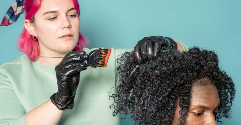 découvrez les meilleurs salons de coloration capillaire à grenoble pour une transformation de cheveux personnalisée et professionnelle.