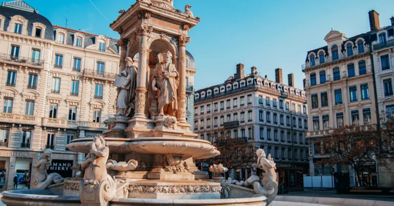 découvrez les meilleures activités en famille à lyon pour petits et grands : loisirs, visites, ateliers et sorties adaptées à tous les âges.