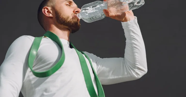 découvrez l'importance de l'hydratation pour votre santé et votre bien-être au quotidien. conseils, astuces et meilleures pratiques pour rester bien hydraté.