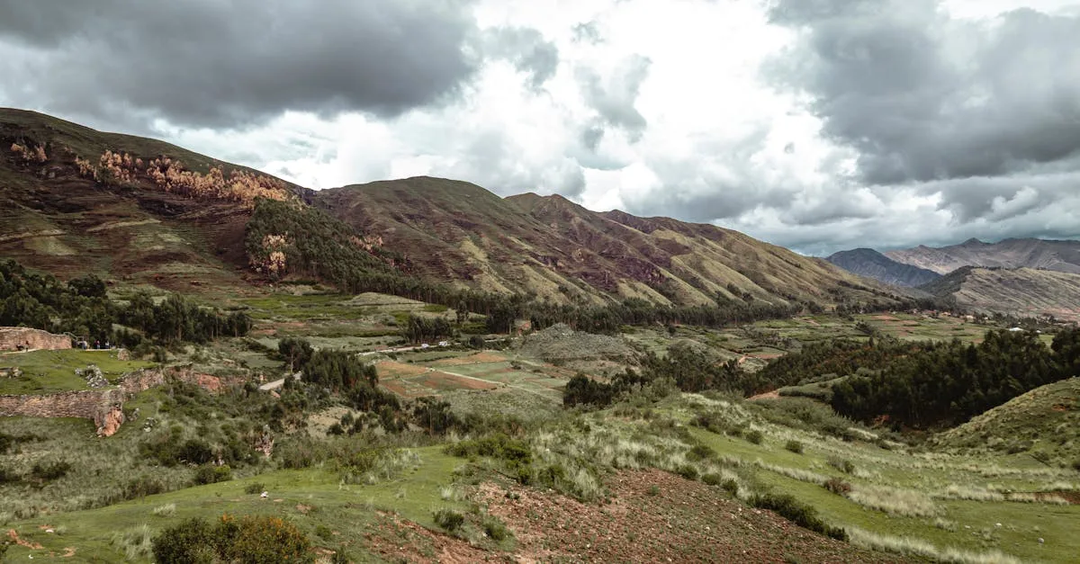 découvrez ingapirca, le plus grand site archéologique inca en équateur, et plongez dans l'histoire fascinante des civilisations précolombiennes à travers ses ruines impressionnantes et son architecture unique.