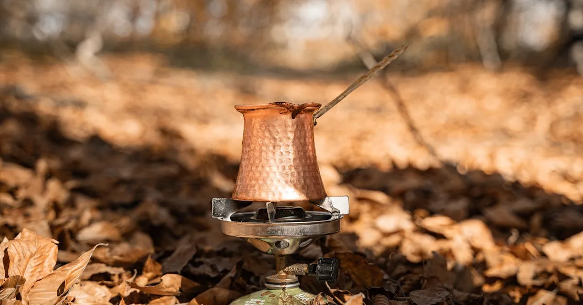 découvrez notre sélection de réchauds de camping conçus pour résister aux conditions venteuses, assurant une cuisson efficace et sécurisée en plein air.