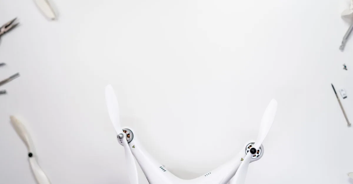 découvrez comment enregistrer votre drone facilement et rapidement, conformez-vous à la réglementation en vigueur pour un vol en toute sécurité.