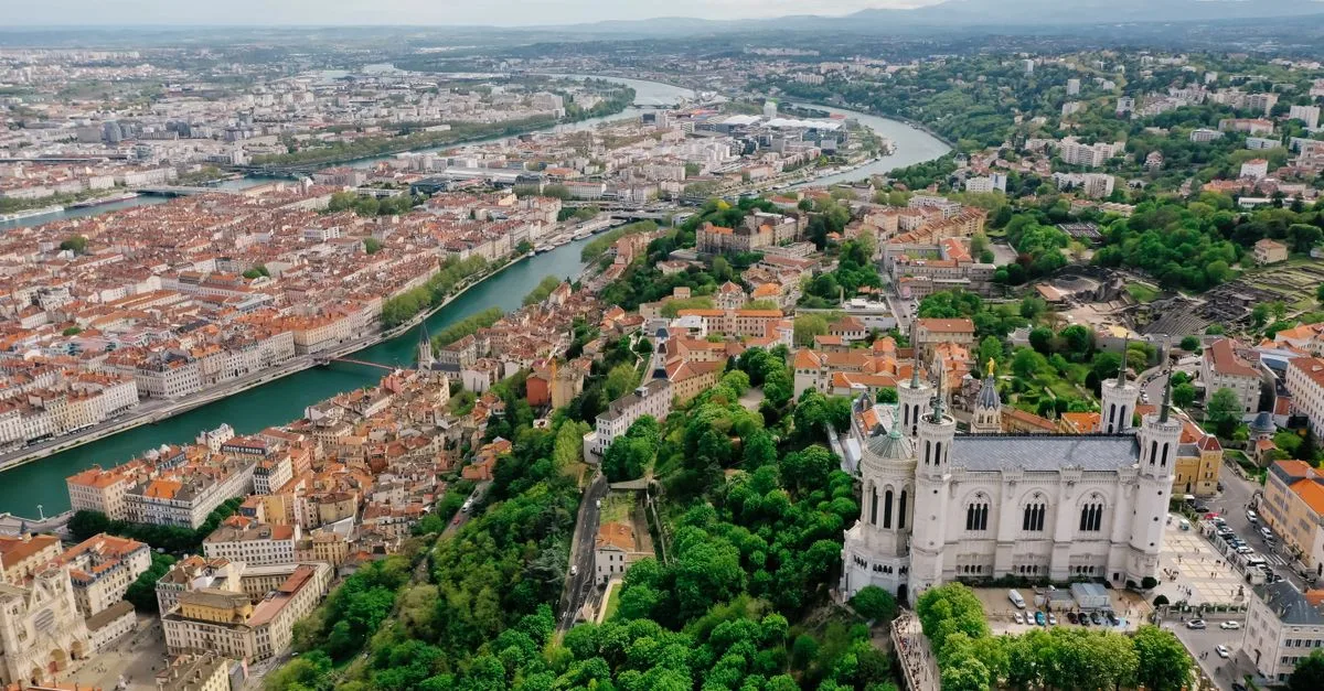 découvrez les villes françaises dont le nom commence par 'ac'. explorez leurs charmes, attractions et particularités uniques.