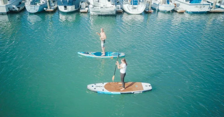 découvrez comment le paddleboarding favorise la récupération physique grâce à un exercice doux et efficace, idéal pour renforcer les muscles et réduire le stress.
